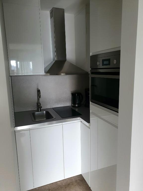 Kuchnia lub aneks kuchenny w obiekcie Apartamentos Los Cóndores