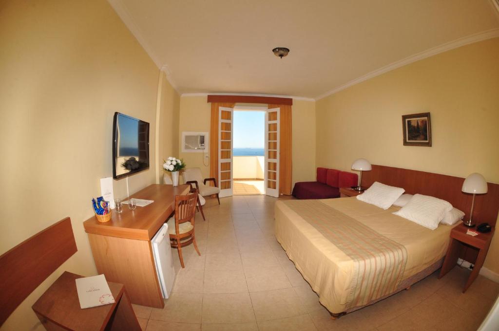  Hotel Rio Lancaster