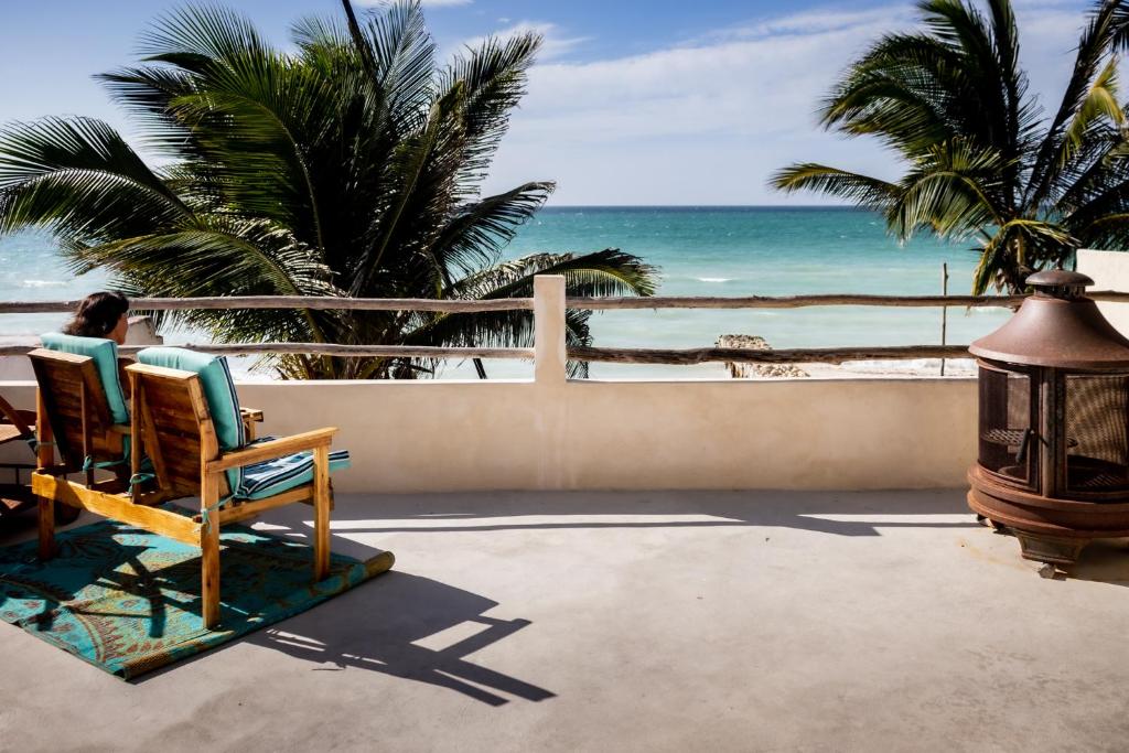 Oceanfront Casita Coral, Chelem (updated prices 2024)