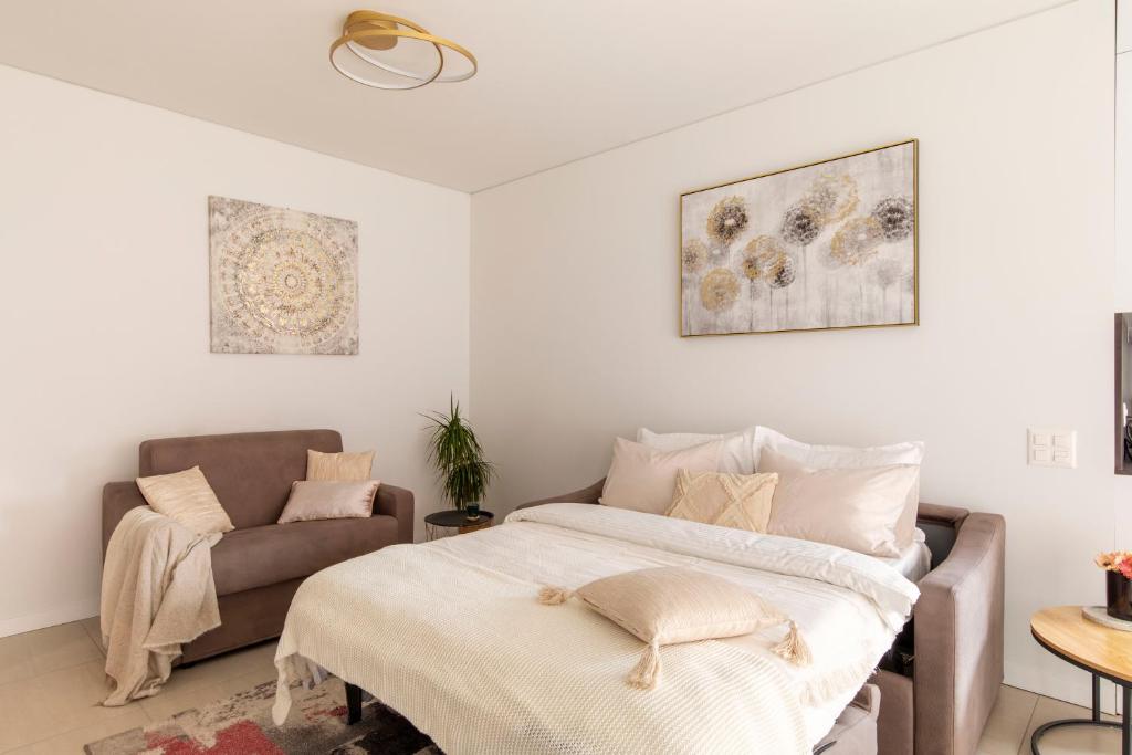 Magic Deluxe Suites - Free Parking - Resim 42