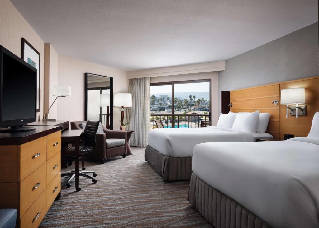 Sonesta Redondo Beach and Marina - 