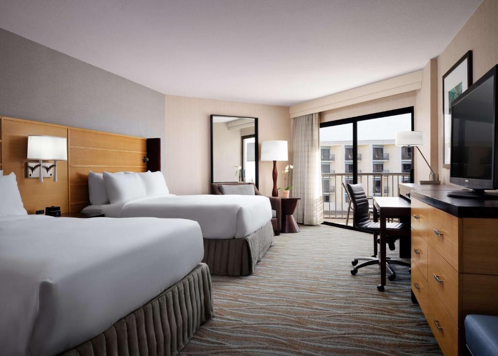 Sonesta Redondo Beach and Marina - 