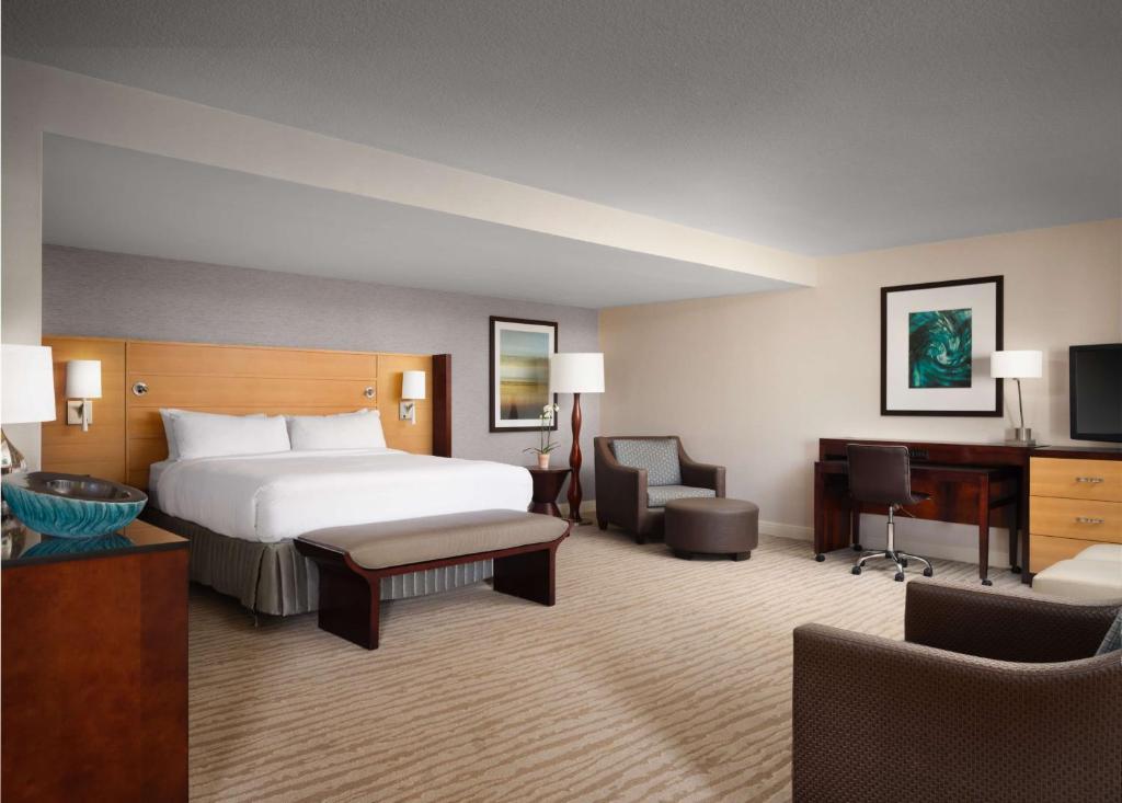 Sonesta Redondo Beach and Marina - 