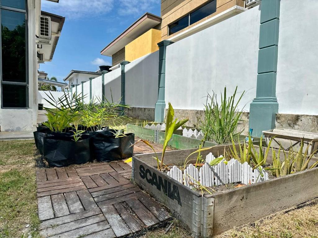Bandar Melaka Family Bungalow Private Pool BBQ WiFi Netflix - Casa Con Quattro Camere Da Letto
