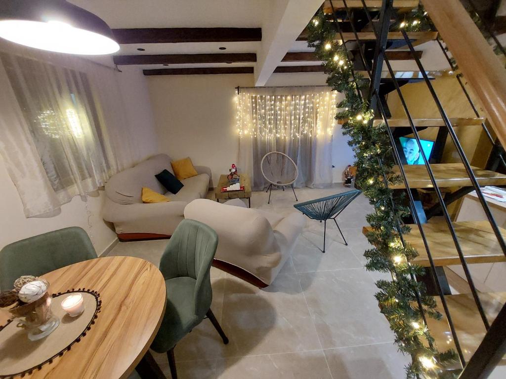 Area soggiorno di Stašina vikendica Divčibare