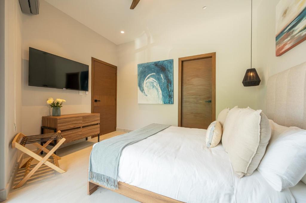 TV a/nebo společenská místnost v ubytování Kippal - Modern Oasis - ApartHotel