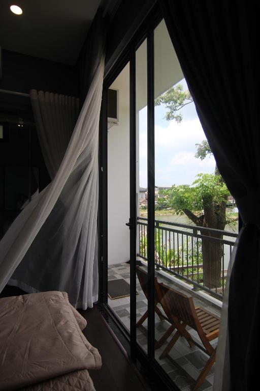 Ban công/sân hiên tại Dory Homestay