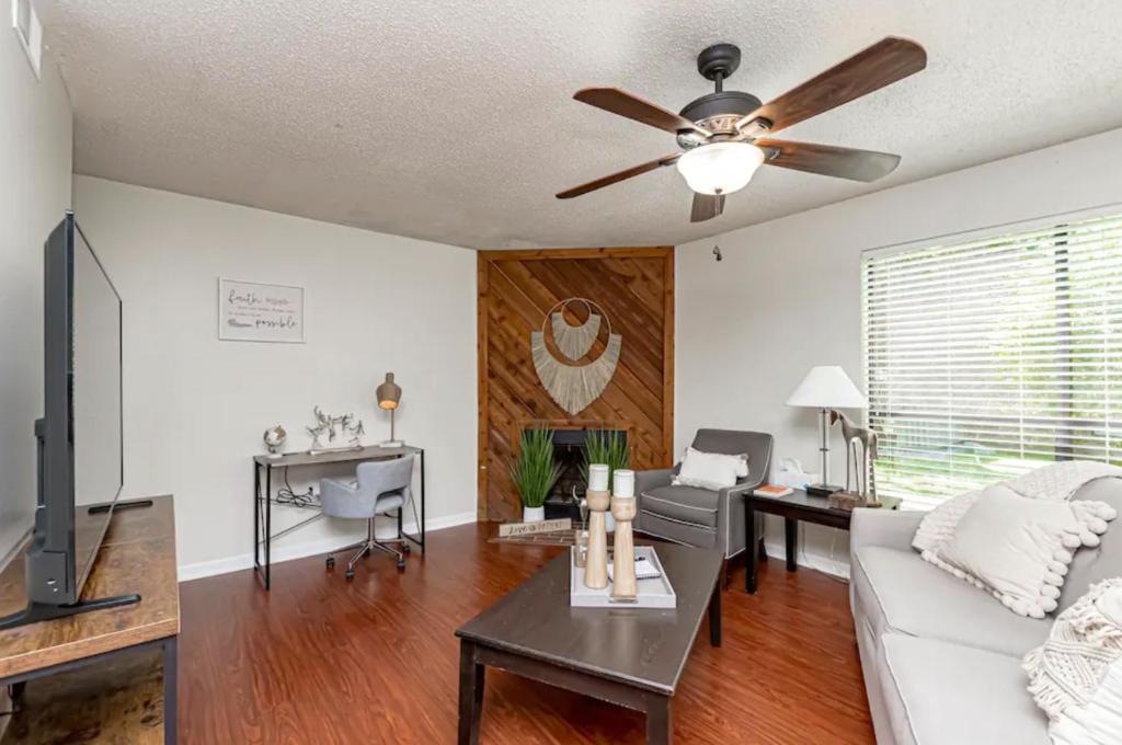 Affordable Comfortable Getaway near LSU, Baton Rouge (updated prices 2024)
