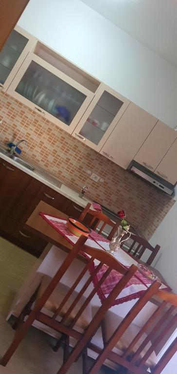 Sixth Apartment - 公寓