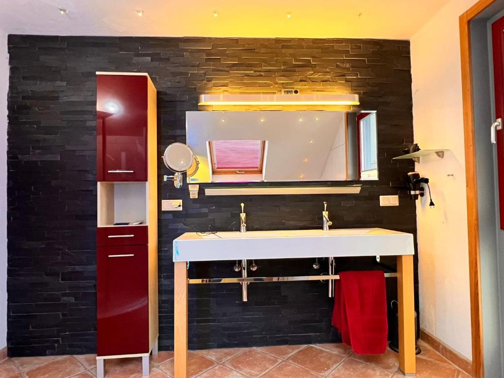 Kuchyň nebo kuchyňský kout v ubytování Eifel-Ferienhaus Lavendel