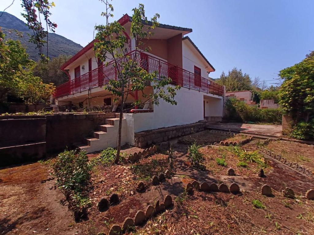 Palermo Villa Rose Private Rental, Mandra Capreria (updated prices 2024)