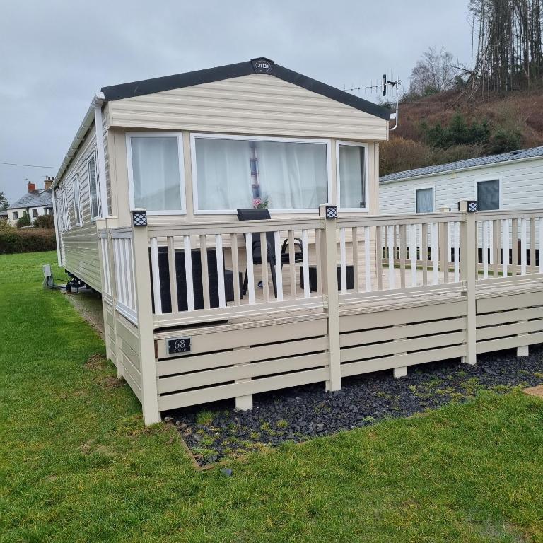 Sea Breeze - Housity