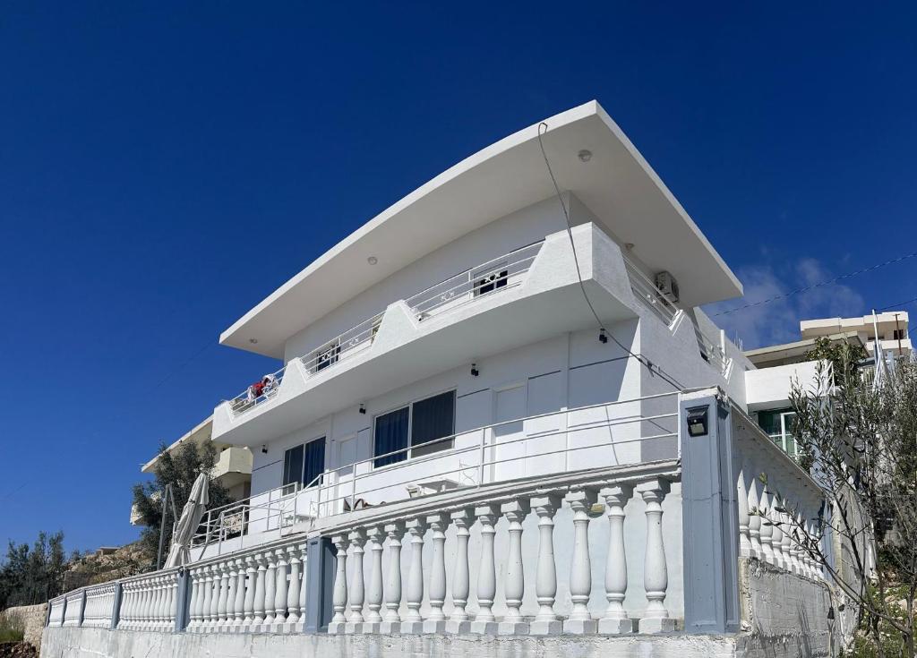 Luigi s Fairyview Apartment - Imazhi 10