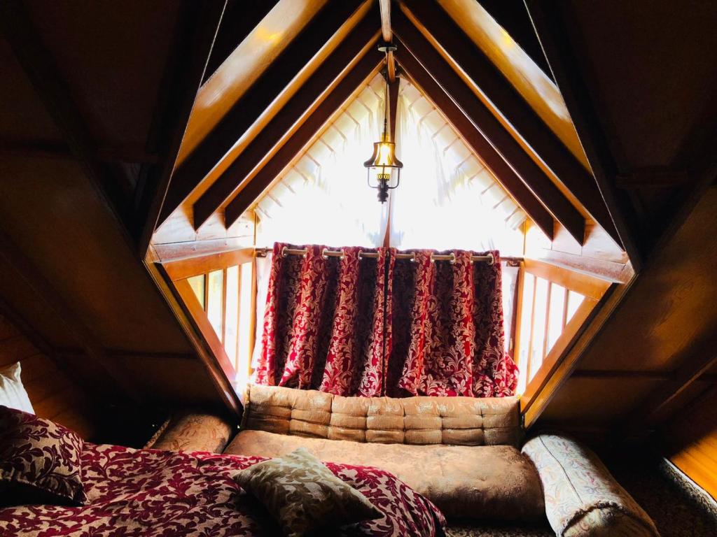 Queenswood Cottage - 16