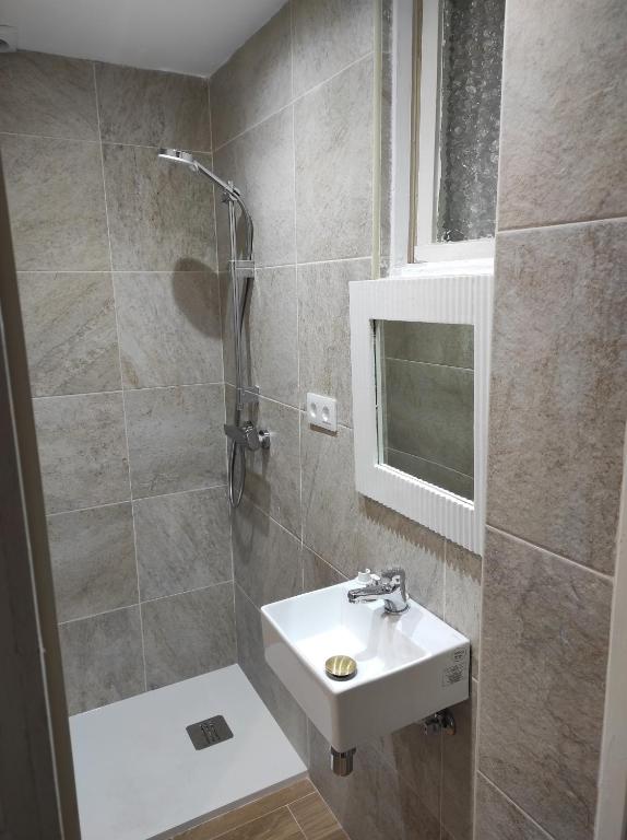 Koupelna v ubytování Acogedor piso de 3 habitaciones cerca del metro