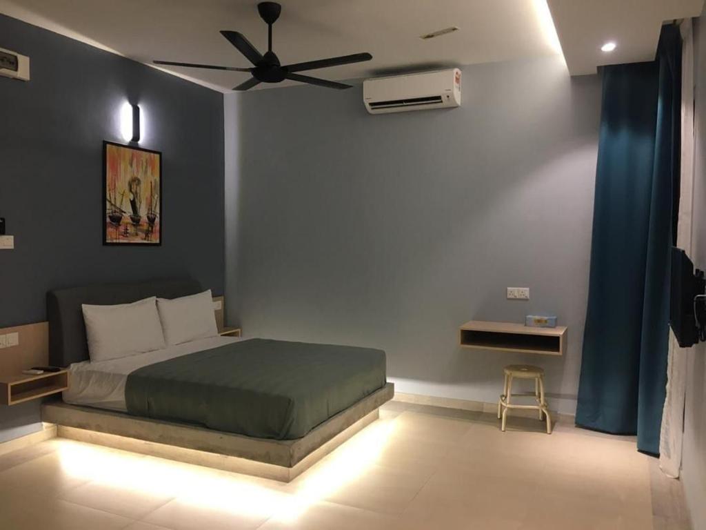 Villa Motel Mas Guesthouse - Sala De Reina De Lujo