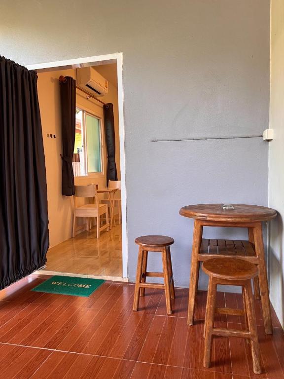 Fotografie z fotogalerie ubytování Naisang Hostel v destinaci Chumphon