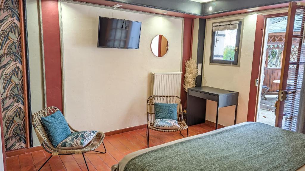 Mas des Coccinelles - Habitación Doble Con Baño Privado