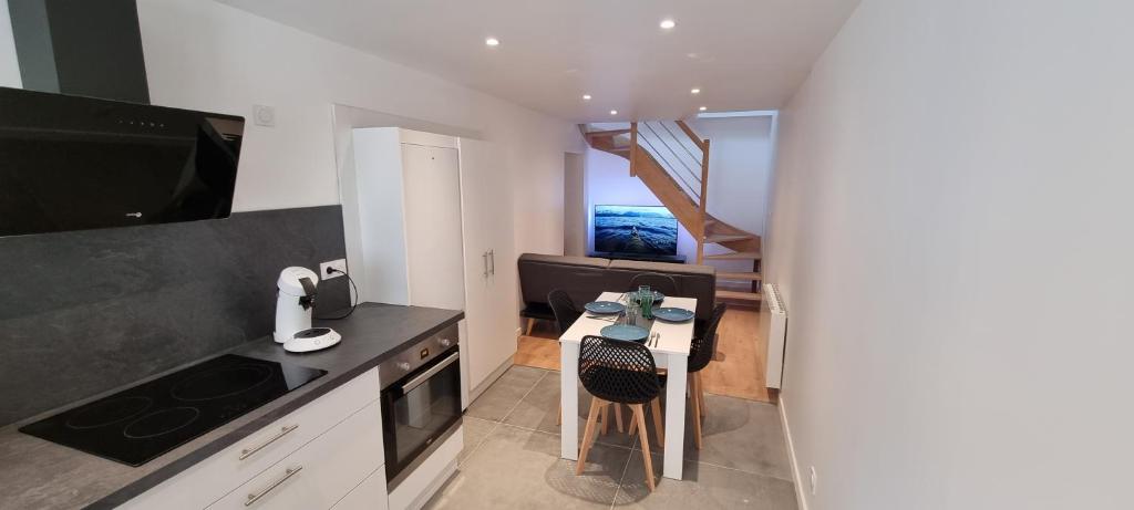 L'Appart Oytier Saint Oblas+Parking gratuit - One-Bedroom Apartment