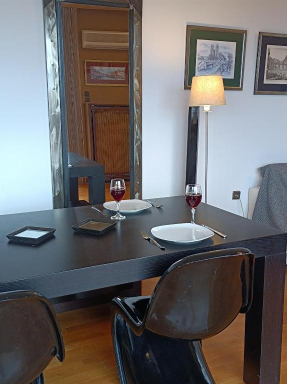Posedenie v ubytovaní Full Acropolis View Apartment
