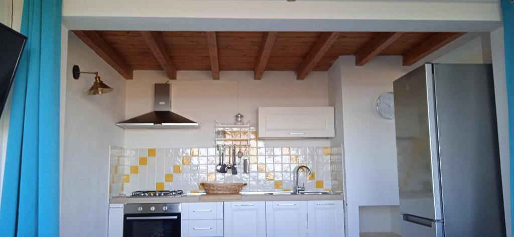 A kitchen or kitchenette at Case belvedere