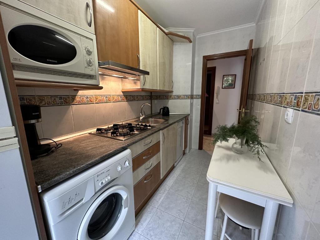 A kitchen or kitchenette at Playa Azul - 5924