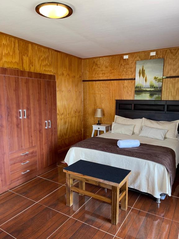 Postel nebo postele na pokoji v ubytování Teanehi Bed & Breakfast