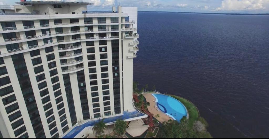 Bazén v ubytování Tropical Executive Hotel N 619 nebo v jeho okolí