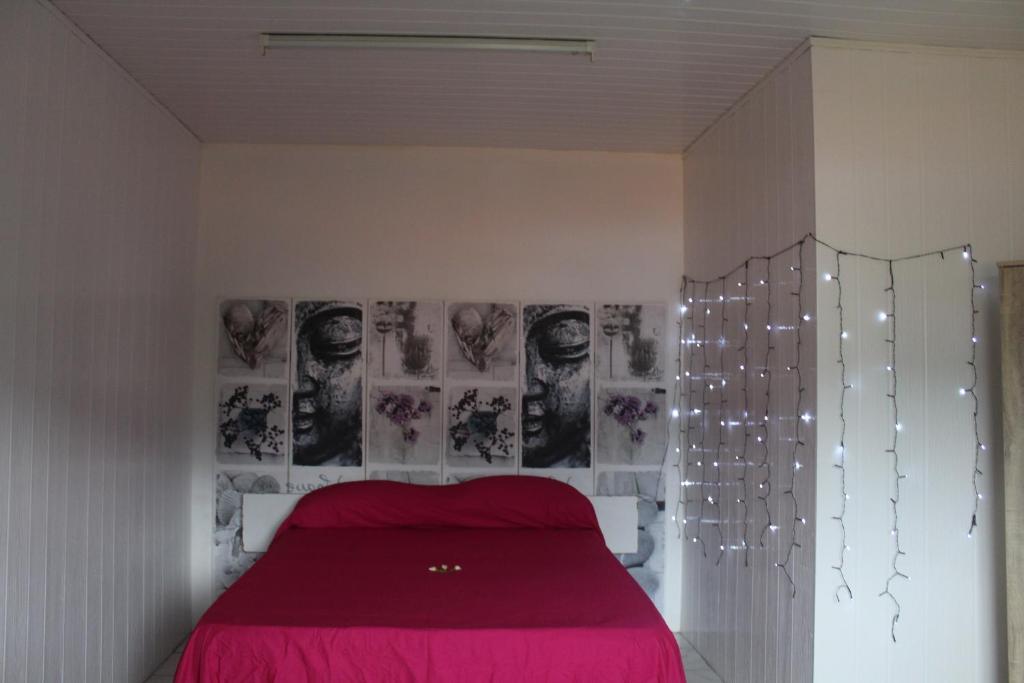 A bed or beds in a room at HIME LODGE