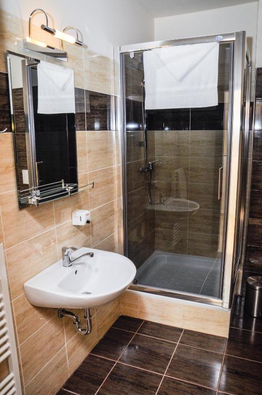 A bathroom at Apartmany Fonte
