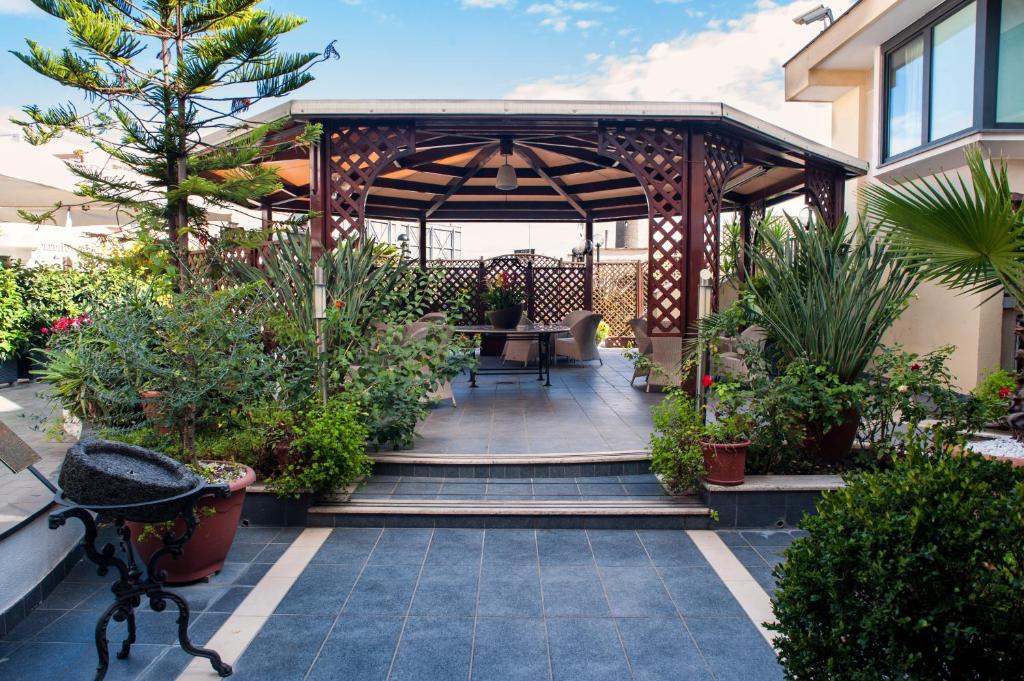 Magri's Hotel - Resim 34