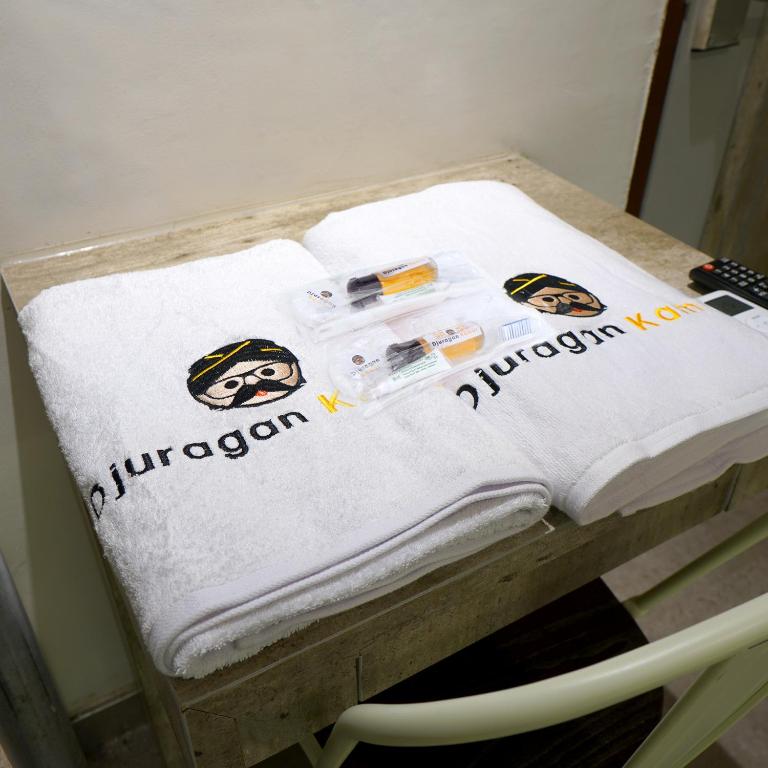 ジャカルタにあるDjuragan Kamar Mangga Besarのギャラリーの写真