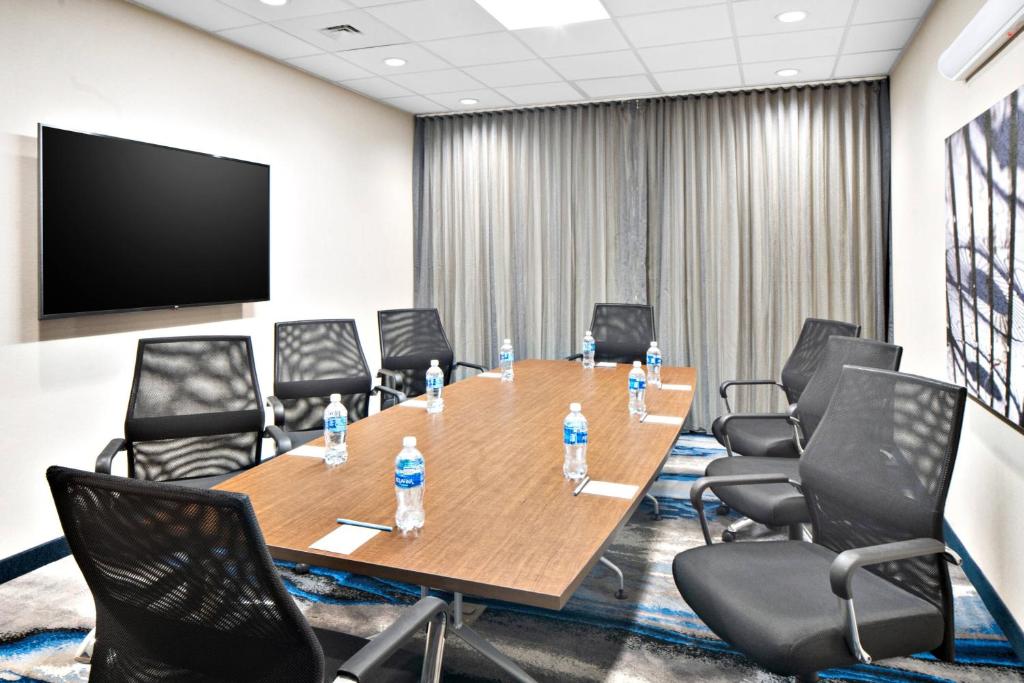 Fairfield by Marriott Inn & Suites Deerfield Beach Boca Raton photo