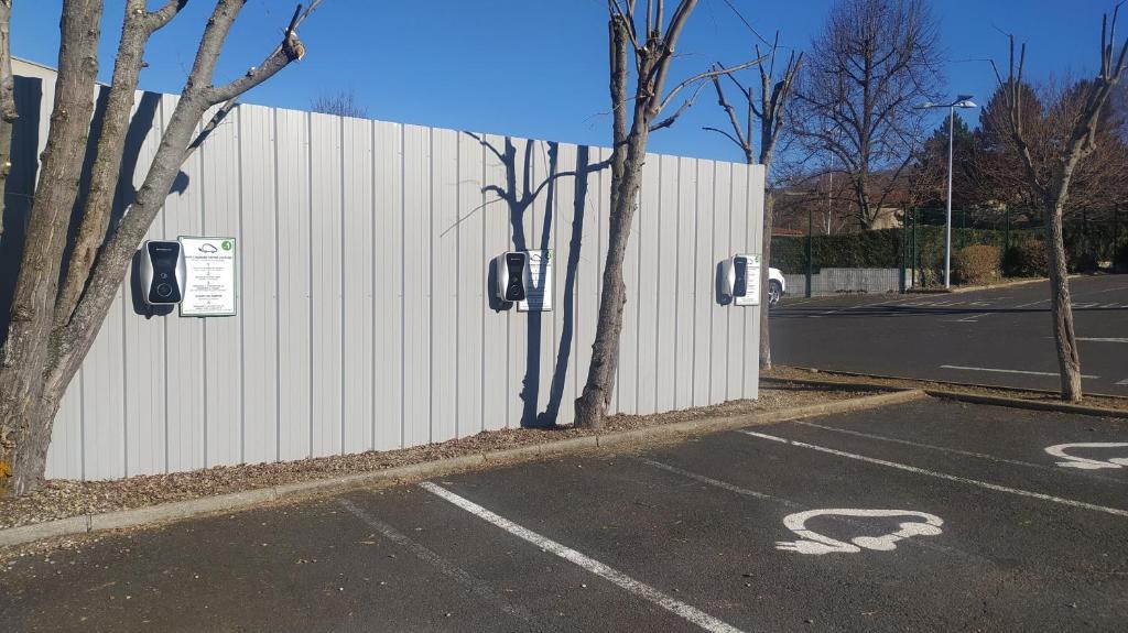 Foto sihtkohas Vals-près-le-Puy asuva majutusasutuse B&B HOTEL Le Puy-en-Velay galeriist