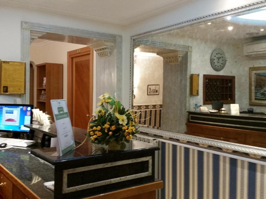 TV a/nebo společenská místnost v ubytování Hotel Teti