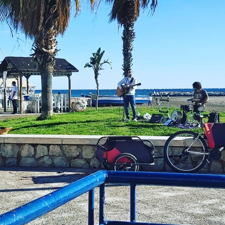 Hostia v ubytovaní Del Parque Flats Pina Beach