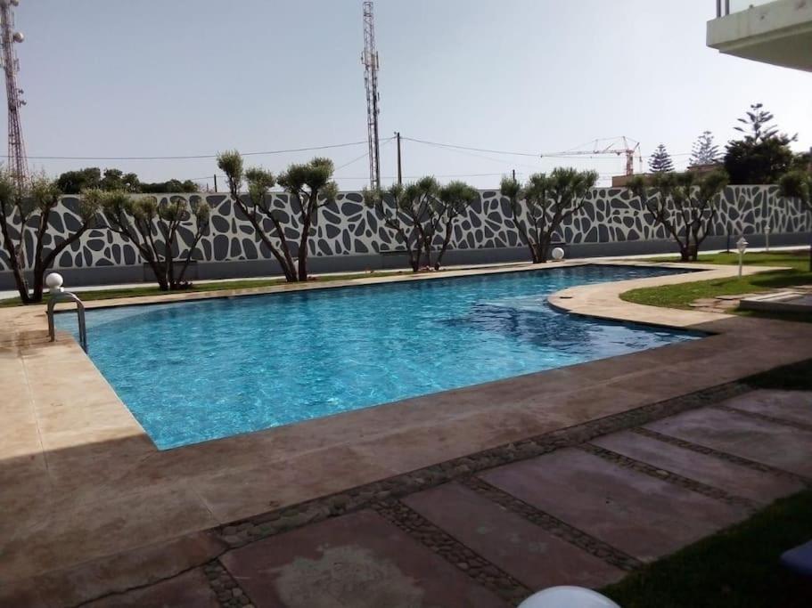 Piscine de l'établissement Melrose Beach - Apartment with a beach view ou située à proximité