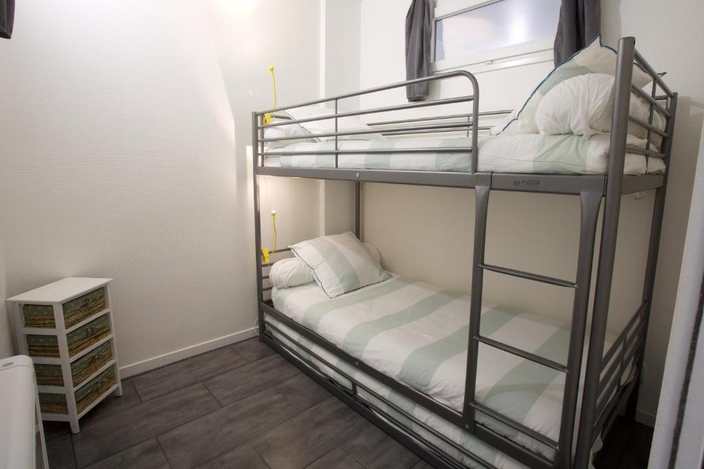 Cama ou camas em um quarto em Hossegor - Lumineux - Plage 100m - Surf - Lac