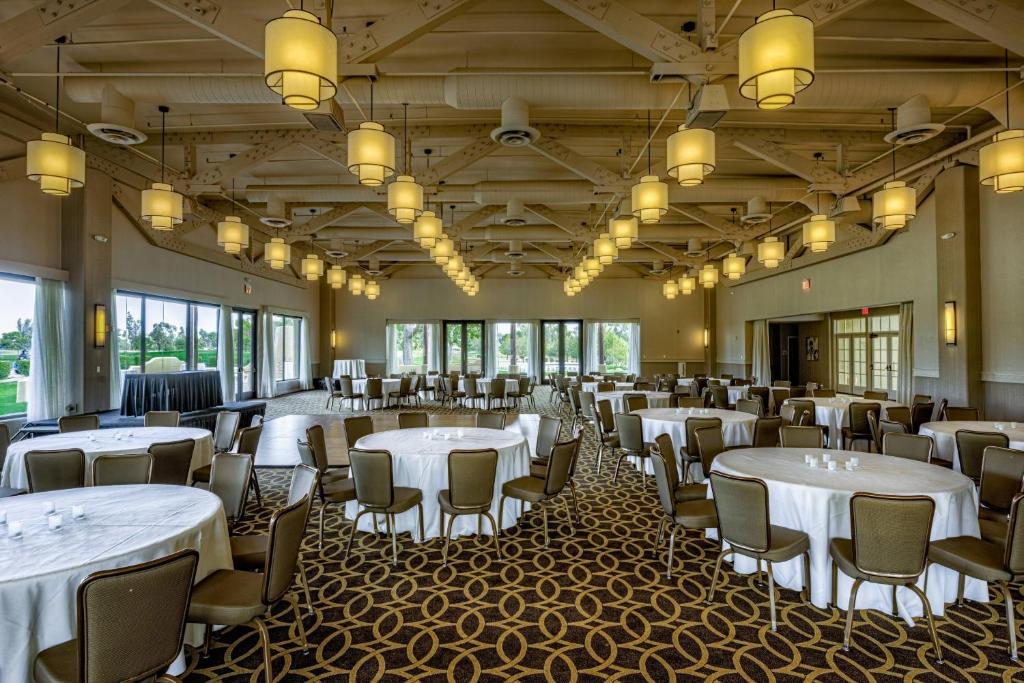 Restaurace v ubytování JW Marriott Scottsdale Camelback Inn Resort & Spa