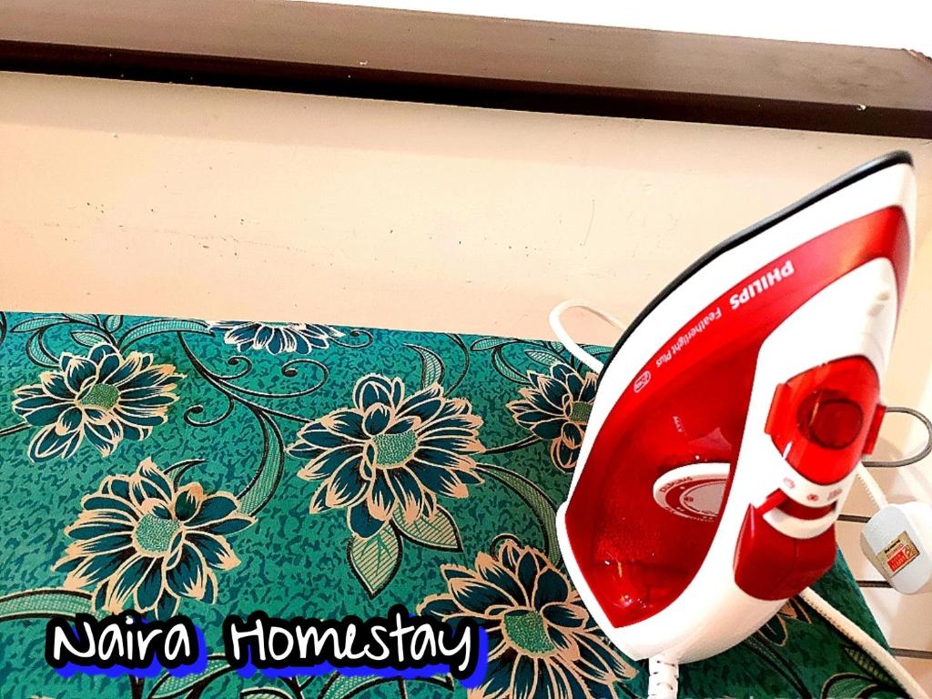 Certifikát, hodnocení, plakát nebo jiný dokument vystavený v ubytování Naira Homestay Kota Bharu ,Wakaf Che Yeh 4 Bilik 3 Aircond