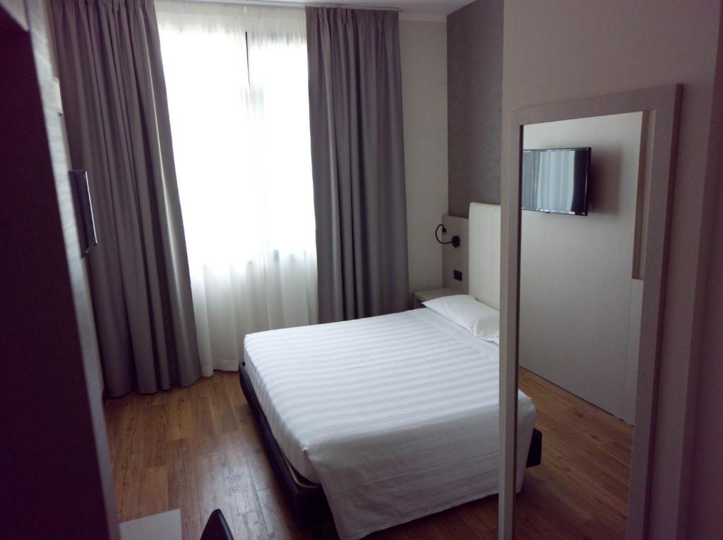 Parc Hotel - Standard Double Room
