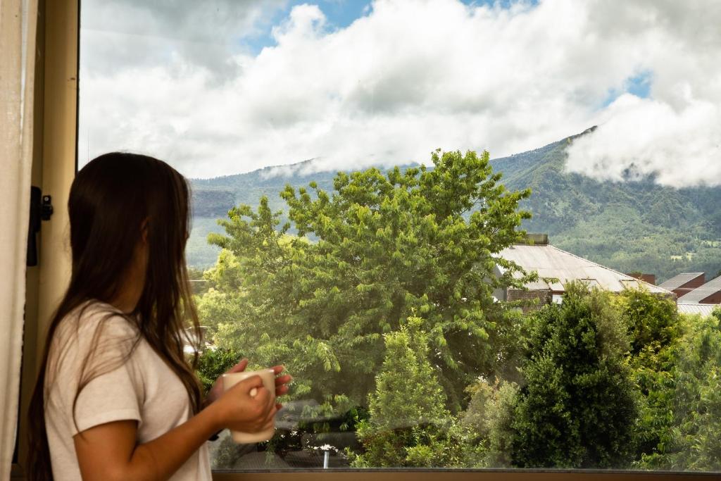Uma vista geral da montanha ou uma vista da montanha a partir do hotel