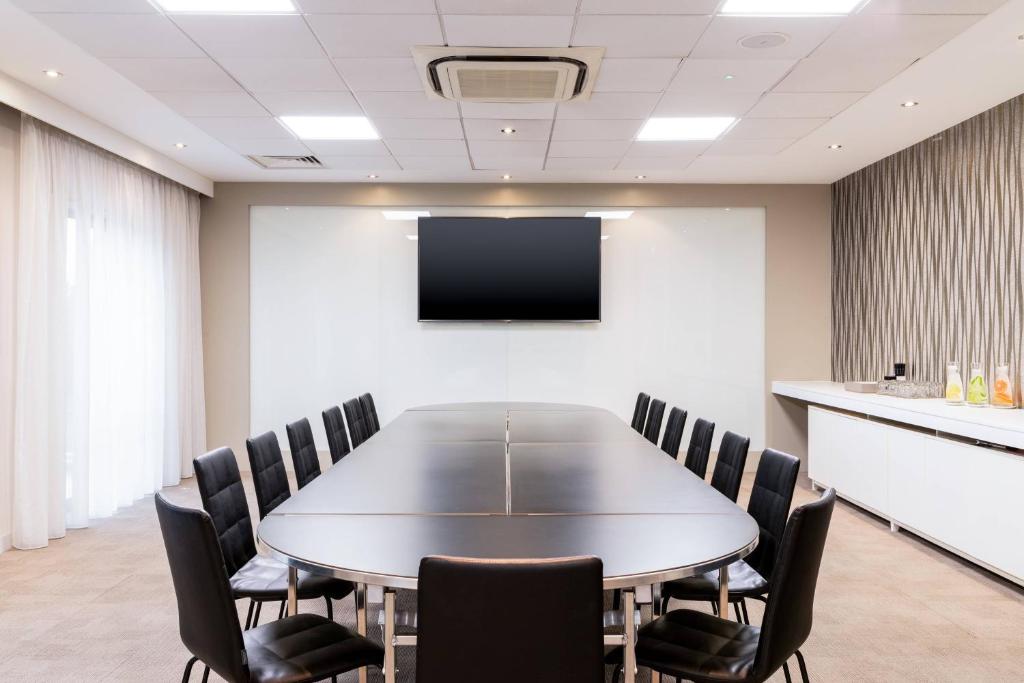 AC Hotel by Marriott Manchester Salford Quays - Resim 33