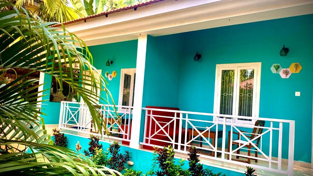 Balkón nebo terasa v ubytování Stan-Inn, North Goa, Vagator, with strong WIFI,free private parking & kitchen, Can Cook where you stay