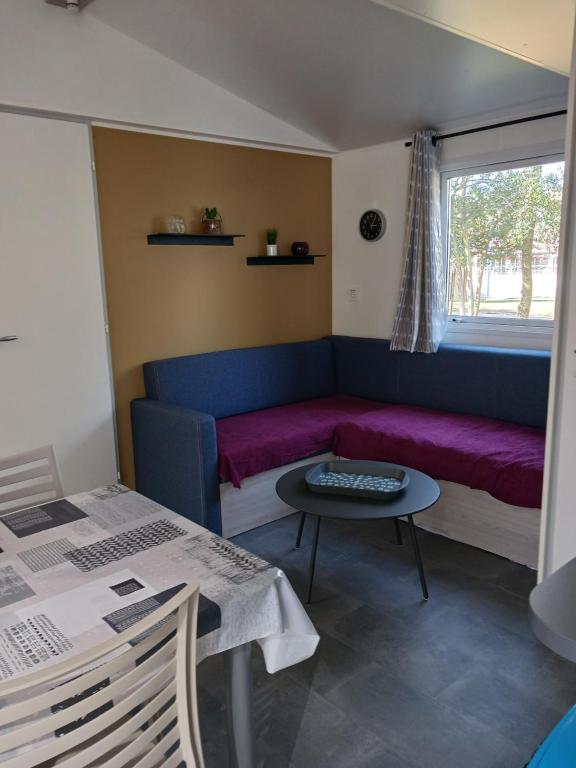 Posedenie v ubytovaní Mobil home 4-6 places St brėvin les pins 44
