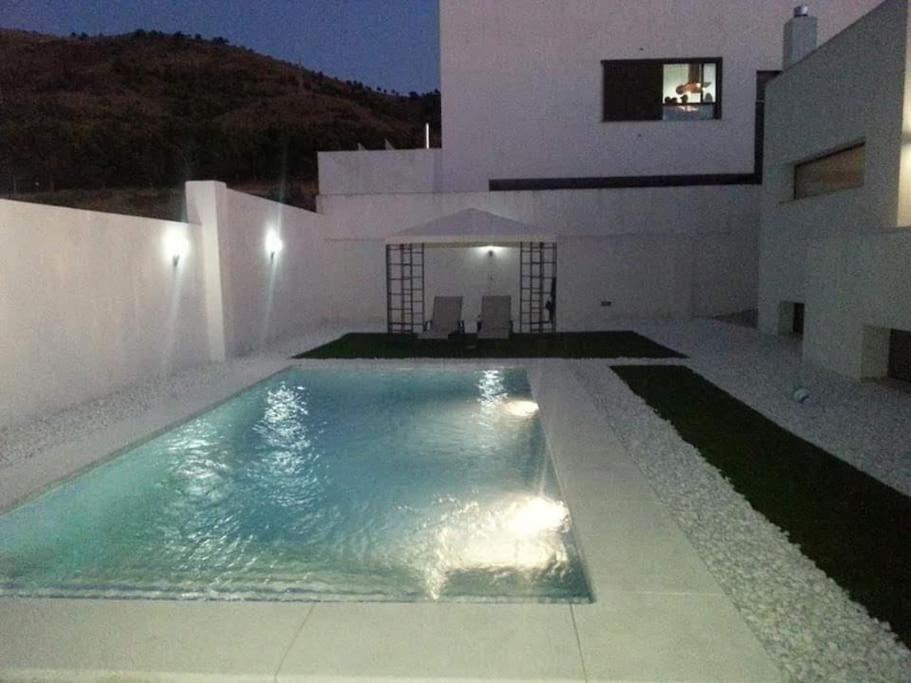 Hotel Chalet en urbanización privada en Dílar, Andalucía