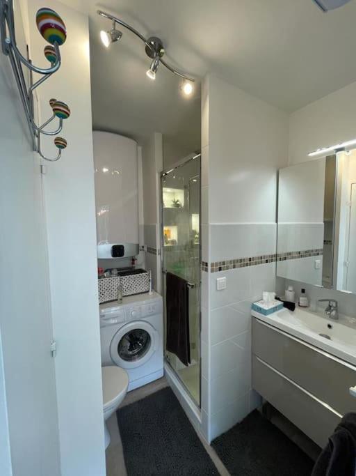 Fotografia z galérie ubytovania FREJUS PLAGE magnifique studio tout comfort v destinácii Fréjus