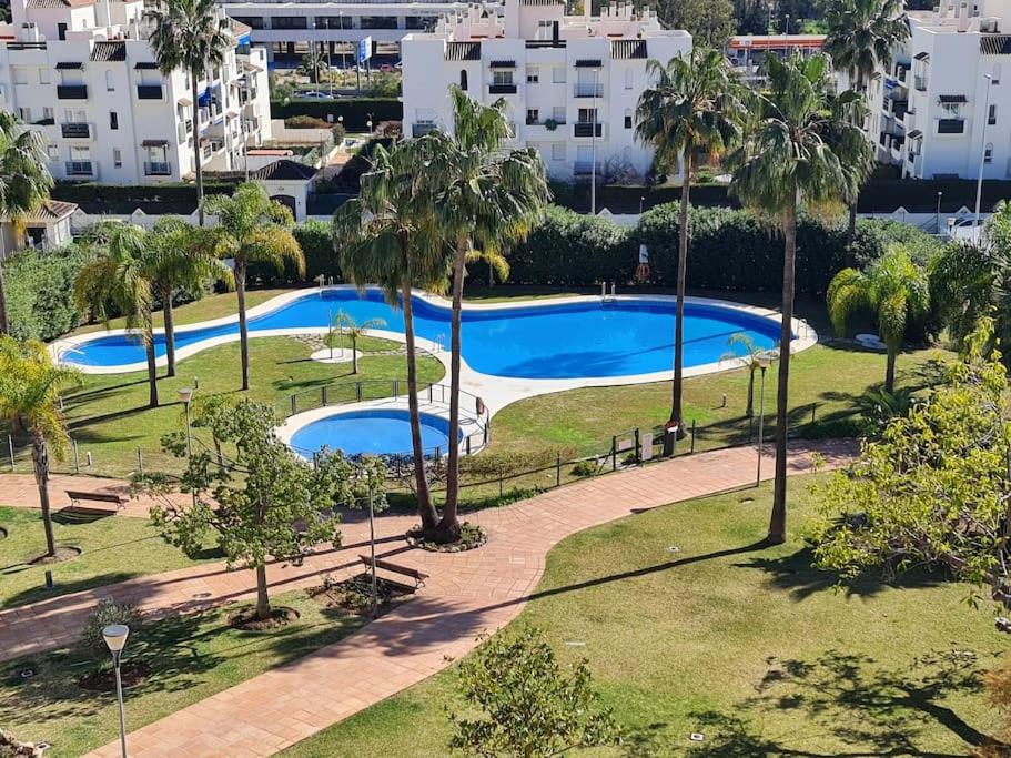Bazén v ubytování Lorcrimar 3 Apto cerca de la playa con piscina nebo v jeho okolí