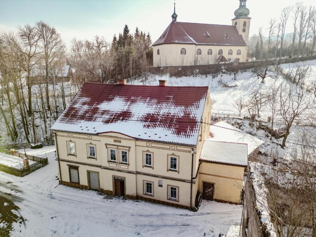 Dom nad potokiem Opawa, na wyłączność, Karpacz, Opawa v zimě