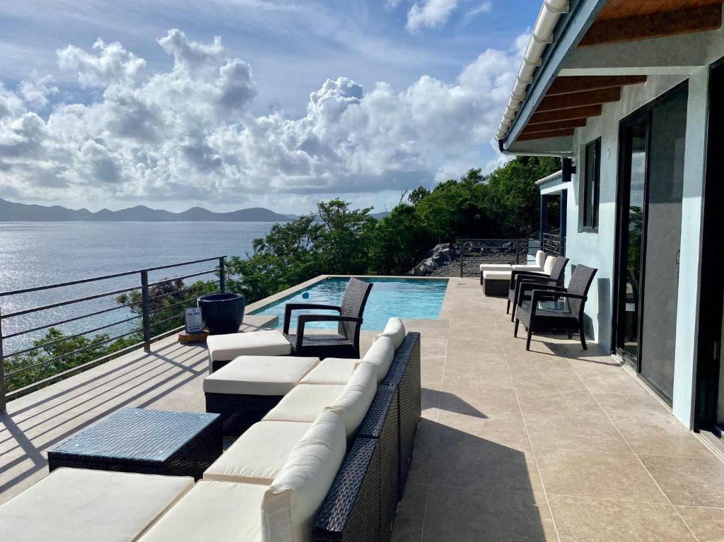 Jost Van Dyke, BVI 3 Bedroom Villa with Caribbean Views & Pool, Jost